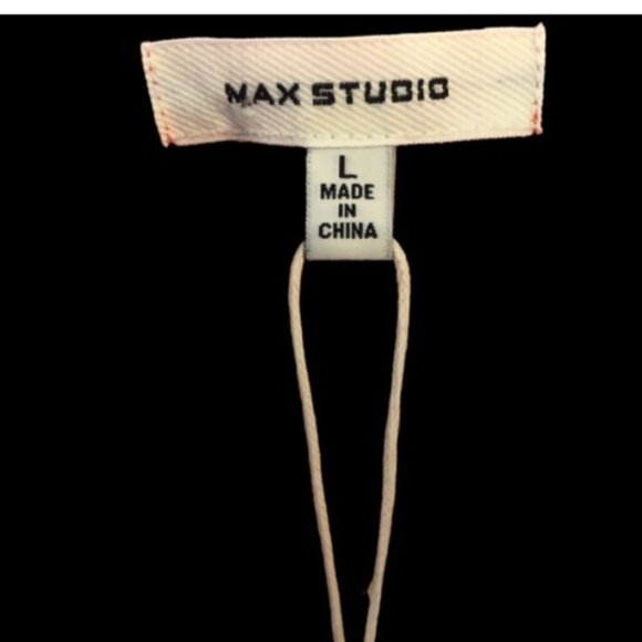 NWT Max Studio, Sheer, red and. blue floral, gathered waist blouse, LARGE - Picture 4 of 5